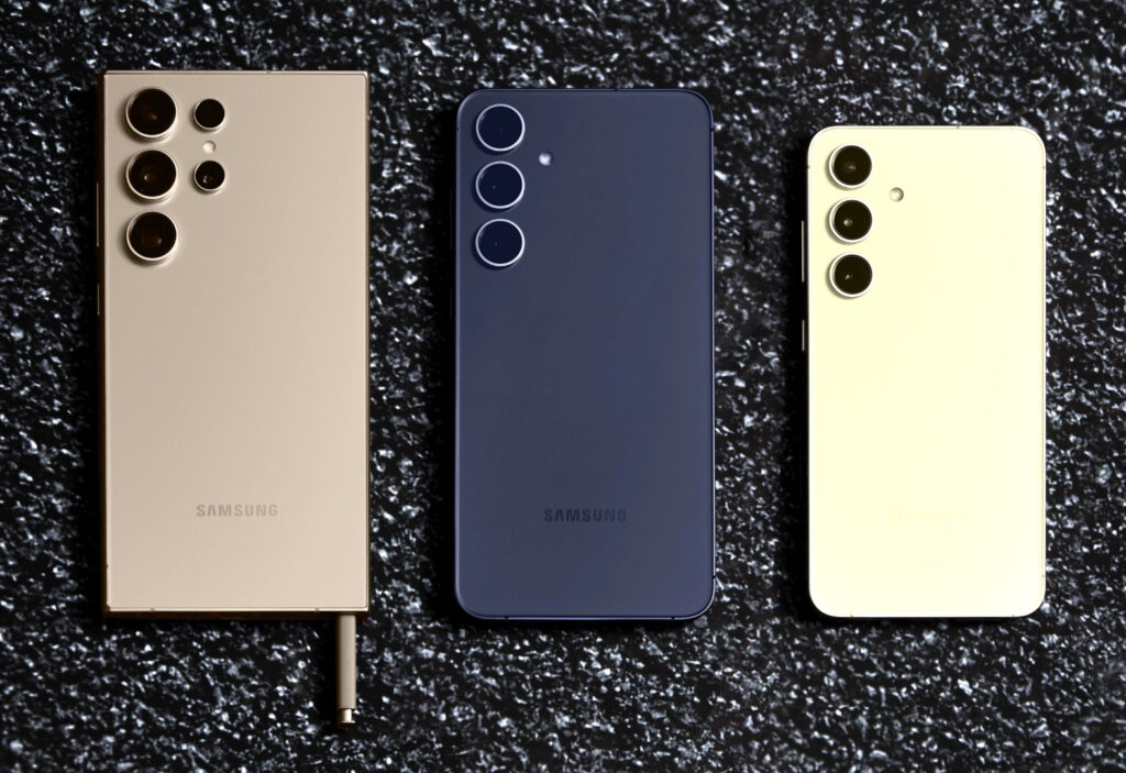 Samsung Galaxy S25 FE shown with Amazon.