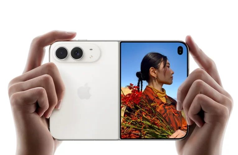 iPhone Duo vs. iPhone 18 Pro Max: Is the Foldable Worth the Weight?